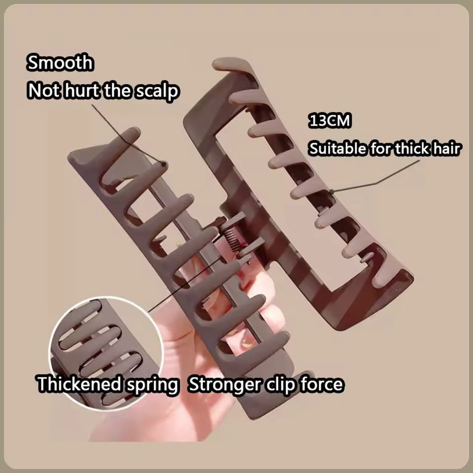 Oversized Shark Hair Clip