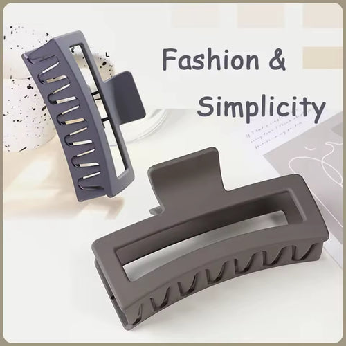 Oversized Shark Hair Clip